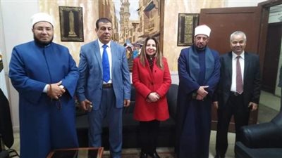 رئيس منطقة الإسكندرية الأزهرية يستقبل نائبة وزير الاتصالات لمناقشة خطة التطوير الرقمي 