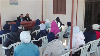 ندوة عن الغذاء الصحي السليم بمركز شباب الرياينة فى سوهاج