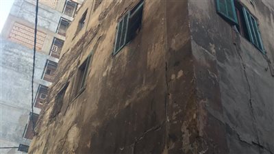 انهيار أجزاء من عقار بمنطقة اللبان في الإسكندرية
