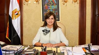 تعاطف واسع مع نبيلة مكرم بعد استعانتها بدعاء ليلة الإسراء والمعراج لانقاذ ابنها