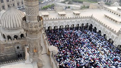 أم الدنيا وجامعها الأشهر، 1084 عاما من الوسطية والعطاء لشتى بقاع الأرض (فيديو)