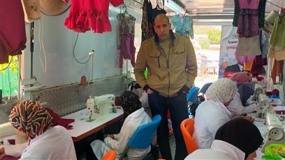 ختام دورة تدريبية للفتيات على مهنة التفصيل والحياكة بالبحيرة