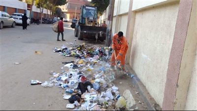 رفع وإزالة 680 طن مخلفات وقمامة خلال حملات للنظافة بأسيوط 