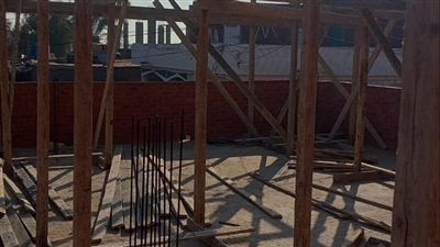 إزالة حالة تعد لبناء بدون ترخيص بمركز ومدينة أبوصوير بالإسماعيلية 