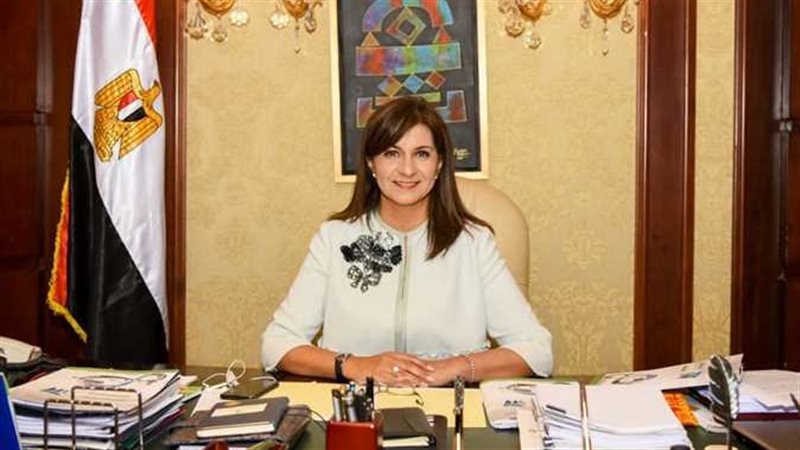  السفيرة نبيلة مكرم