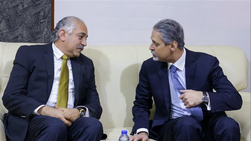 العامري فاروق مع