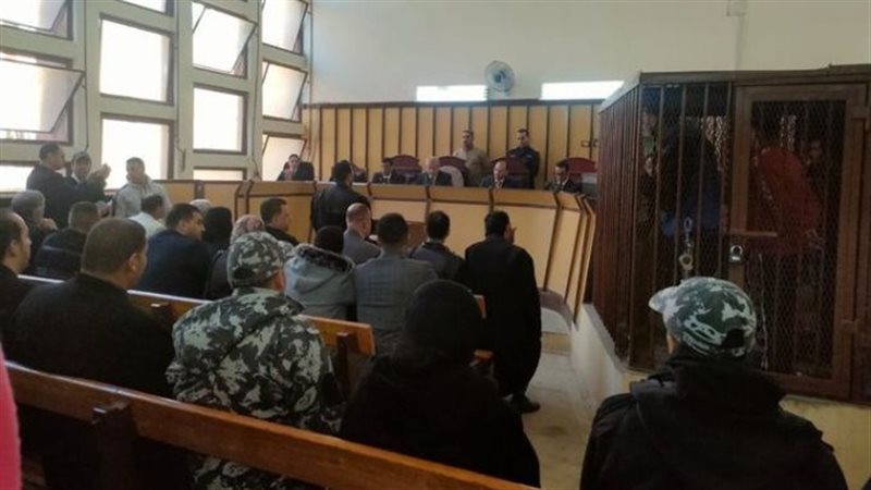 محاكمة متهمين، فيتو