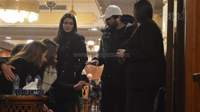 أبطال مسلسل الدالي في عزاء والد إيناس كامل (فيديو وصور) 