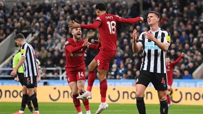 الدوري الإنجليزي، ليفربول يتقدم على نيوكاسل 0/2 بالشوط الأول وحالة طرد