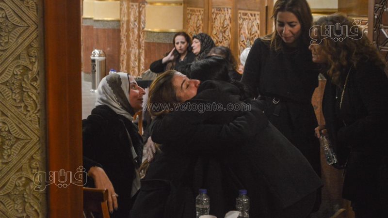 ميرهان حسين، فيتو