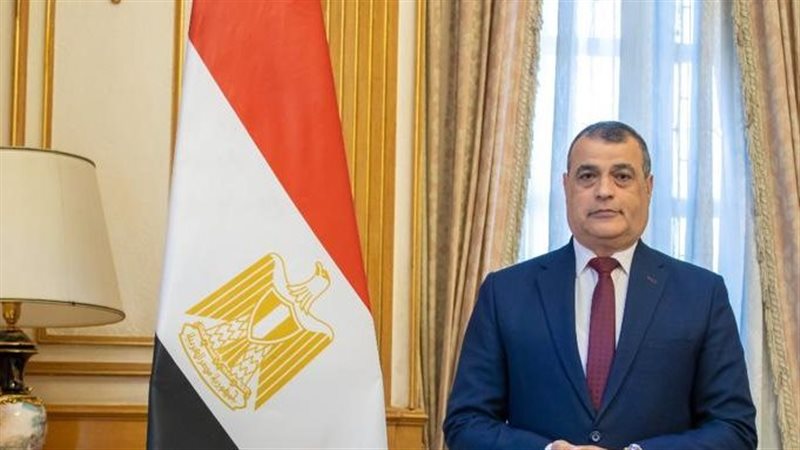 وزير الإنتاج الحربي،