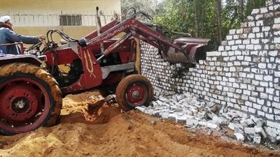 إزالة 6 حالات بناء مخالف بالشرقية