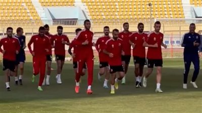 الدوري المصري، الأهلي يتدرب على ملعب زهرة الجنوب استعدادا لمواجهة أسوان
