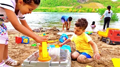 خبراء يكشفون 7 مزايا لألعاب الذاكرة عند الأطفال