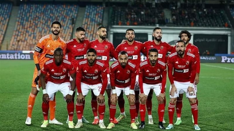 فريق الكرة الأول