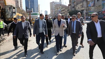 محافظ بني سويف يتابع ميدانيا أعمال تطوير ورفع كفاءة سوق الدهشوري