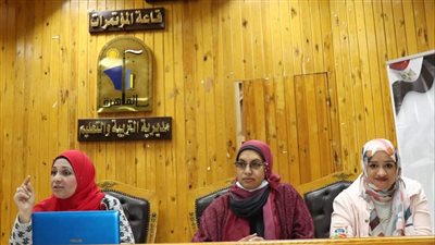 تعليم القاهرة تناقش تطبيق الاختبارات النفسية المناسبة على الطلاب 