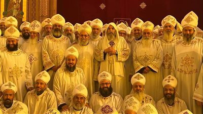 الأنبا بيشوي يترأس اجتماع كهنة إيبارشية أسوان