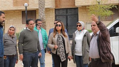 محافظ دمياط تتابع موقف إنشاء 4 عمارات بمشروع الإسكان الاستثماري برأس البر 
