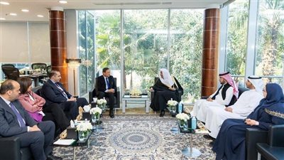 أمين عام رابطة العالم الإسلامي يستقبل وفدا صحفيا مصريا 
