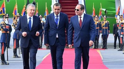 مراسم استقبال رسمية لرئيس أوزبكستان بالاتحادية.. والسيسي وميرضيائيف يستعرضان حرس الشرف