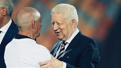 تفاصيل جلسة مرتضى منصور مع لاعبي الزمالك قبل السفر إلى تونس للقاء الترجي ( فيديو) 