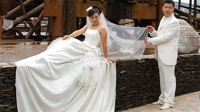 إجازة 30 يوما للأزواج الجدد بأقاليم صينية للتحفيز على الإنجاب