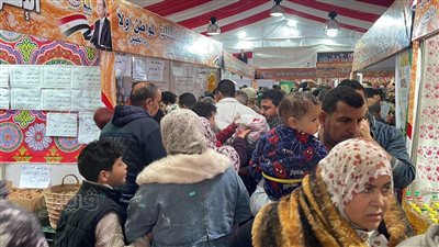 ازدحام شديد على سلع معرض أهلا رمضان بمدينة نصر (فيديو وصور)