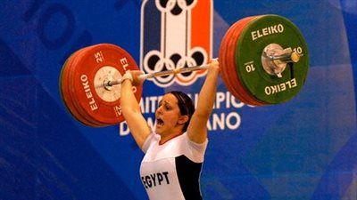 وزير الرياضة يكلف فريقا طبيا بمتابعة حالة نهلة رمضان 