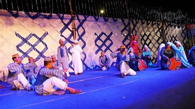 ختام مهرجان أسوان الدولي للثقافة والفنون بمسرح السوق بمدينة أبو سمبل السياحية (صور)