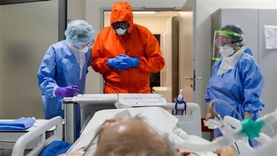 دراسة: عدوى كورونا توفر حماية مثل جرعتين من لقاحات موديرنا وفايزر