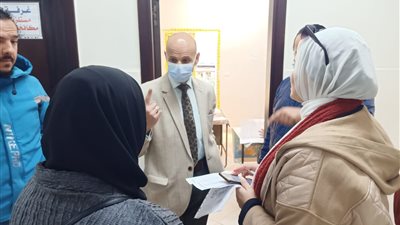وكيل وزارة الصحة بالشرقية يتفقد مركز النحال الطبي 