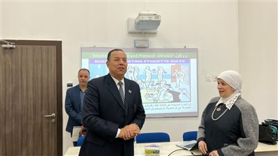 جامعة المنصورة الجديدة تنظم برنامجا تدريبيا عن المراسم والبروتوكولات