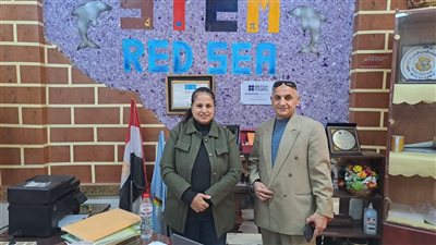 القوى العاملة تنظم جولة تفقدية لإحدى مدارس المتفوقين بالبحر الأحمر
