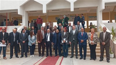 تعليم النواب تختتم جولتها بزيارة جامعة دمنهور بالنوبارية والمدرسة الرسمية الدولية 
