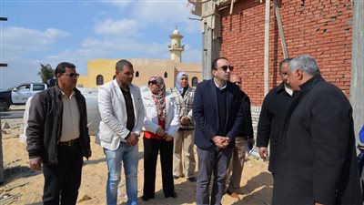 نائب محافظ الإسماعيلية يتابع ميدانيًا مشروعات المرحلة الأولى لحياة كريمة في القنطرة شرق 