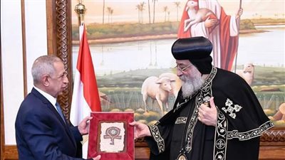 البابا تواضروس يستقبل وفد الأكاديمية البحرية
