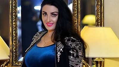 الراقصة صوفينار: 