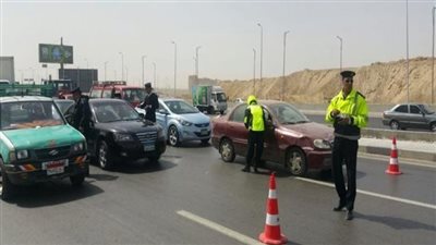 تحرير 2219 مخالفة الملصق الإلكترونى والتحفظ على 77 مركبة مختلفة