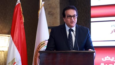 وزير الصحة: إطلاق تحديث الميثاق خطوة مهمة للنهوض بمهنتي التمريض والقبالة