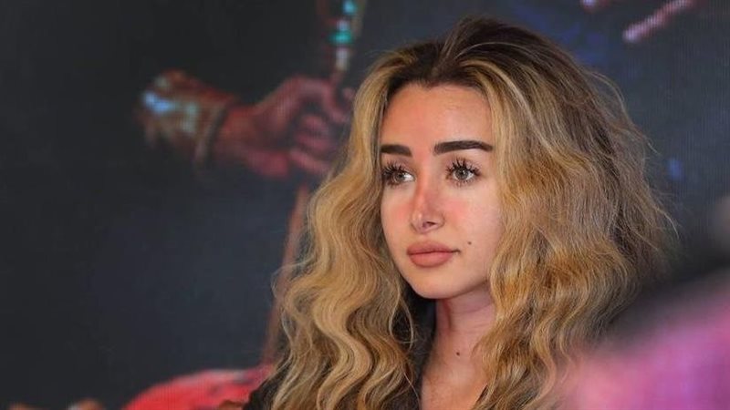 هنا الزاهد؛ فيتو