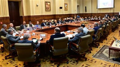 رئيس محلية البرلمان يطالب بالإعلان عن المحال المخالفة للأسعار 