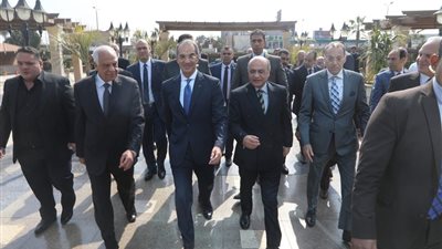 افتتاح ثلاثة فروع توثيق مميزة وإتاحة العمل بها في الفترة المسائية بالجيزة