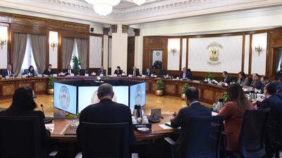 اجتماع المجموعة الاقتصادية، 250 مستثمرا يتقدمون للحصول على الصكوك الإسلامية السيادية 