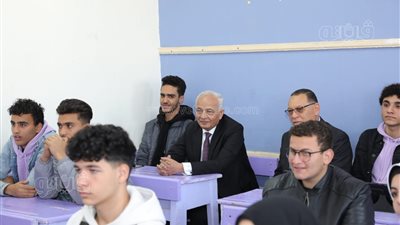 رضا حجازي في جولة تفقدية.. تطوير التعليم الفني وفقًا لمعايير الجودة العالمية..وإعداد لوحات استرشادية لرموز لغة الإشارة 