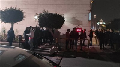 أخبار الفن اليوم: نجوم الغناء في عزاء والدة ياسر الحريري.. وبهاء سلطان يطرح أغنية 