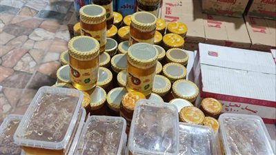 قبل ساعات من افتتاحه، أسعار السلع والمنتجات بمعرض السلع الغذائية ببنها (صور)