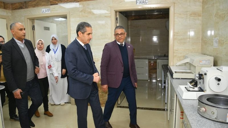 محافظ الغربية يتفقد