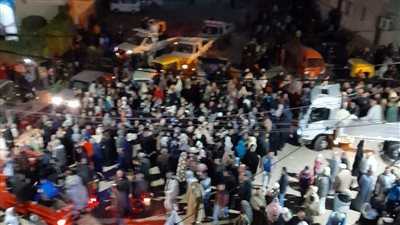 جنازة مهيبة لربة منزل قتلها زوجها بسبب السحر في الإسكندرية (صور)