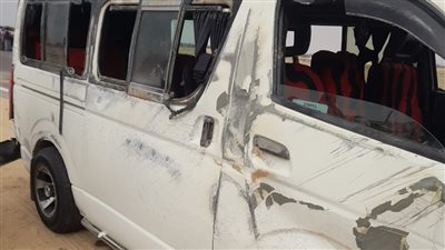 إصابة 12 شخصًا في تصادم سيارة ملاكي مع ميكروباص بالإسماعيلية (صور) 